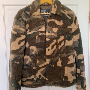 Levi's Camo Sherpa Trucker Jacket